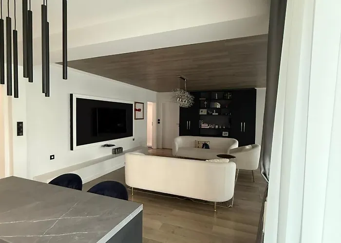 Apartment Grand Trio